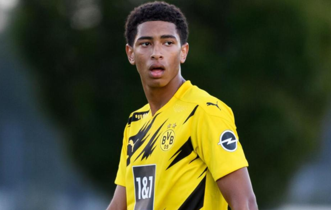 knight连续6个赛季打进LPL决赛 即将冲击四连冠